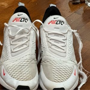 Men’s Nike 270s size 10.5. They need new shoe strings.